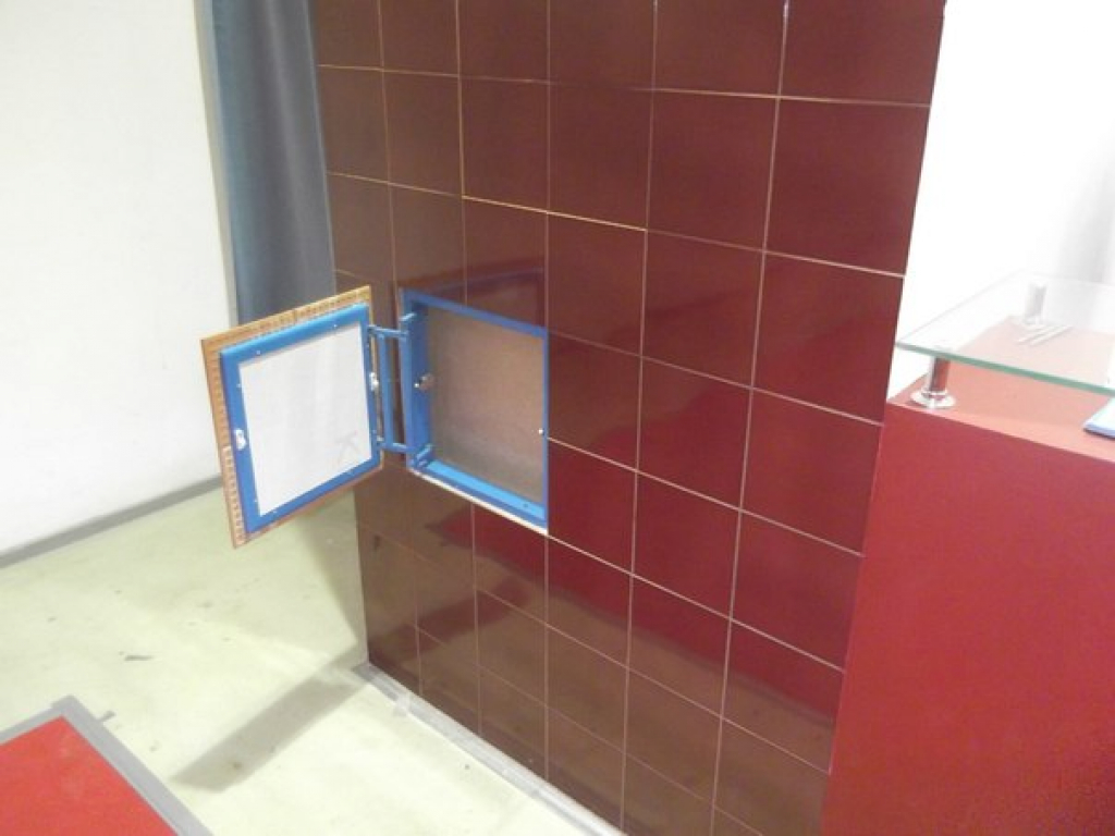 Наши люки Люкер, ревизионные сантехнические люки