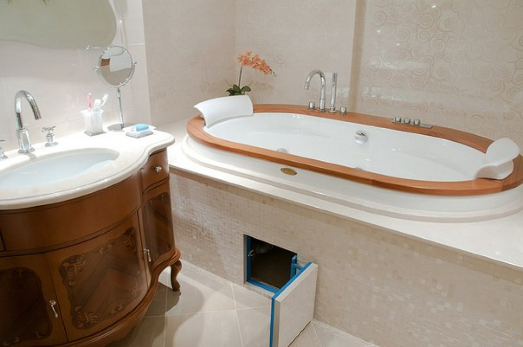 Люки в интерьере Люкер, ревизионные сантехнические люки