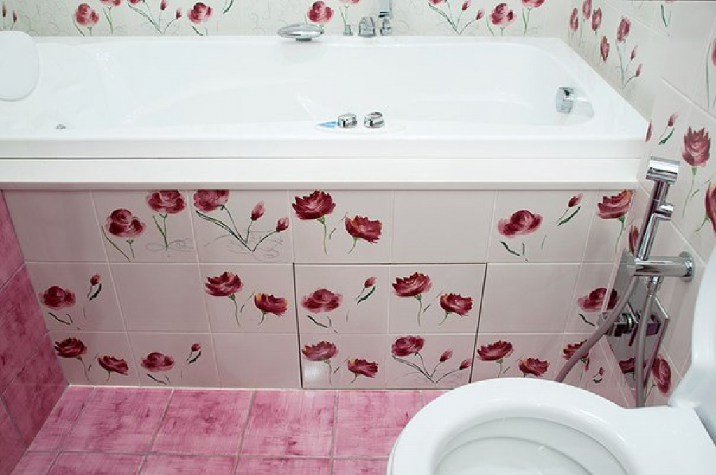 Люки в интерьере Люкер, ревизионные сантехнические люки